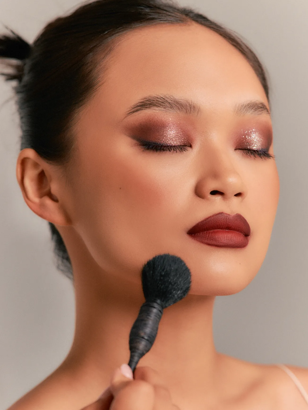 Glam look by Naomi Beauty